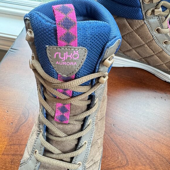 Ryka Aurora Beige Quilted Lace Up Boots - Picture 7 of 13